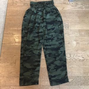 WAYF elastic silky pants.